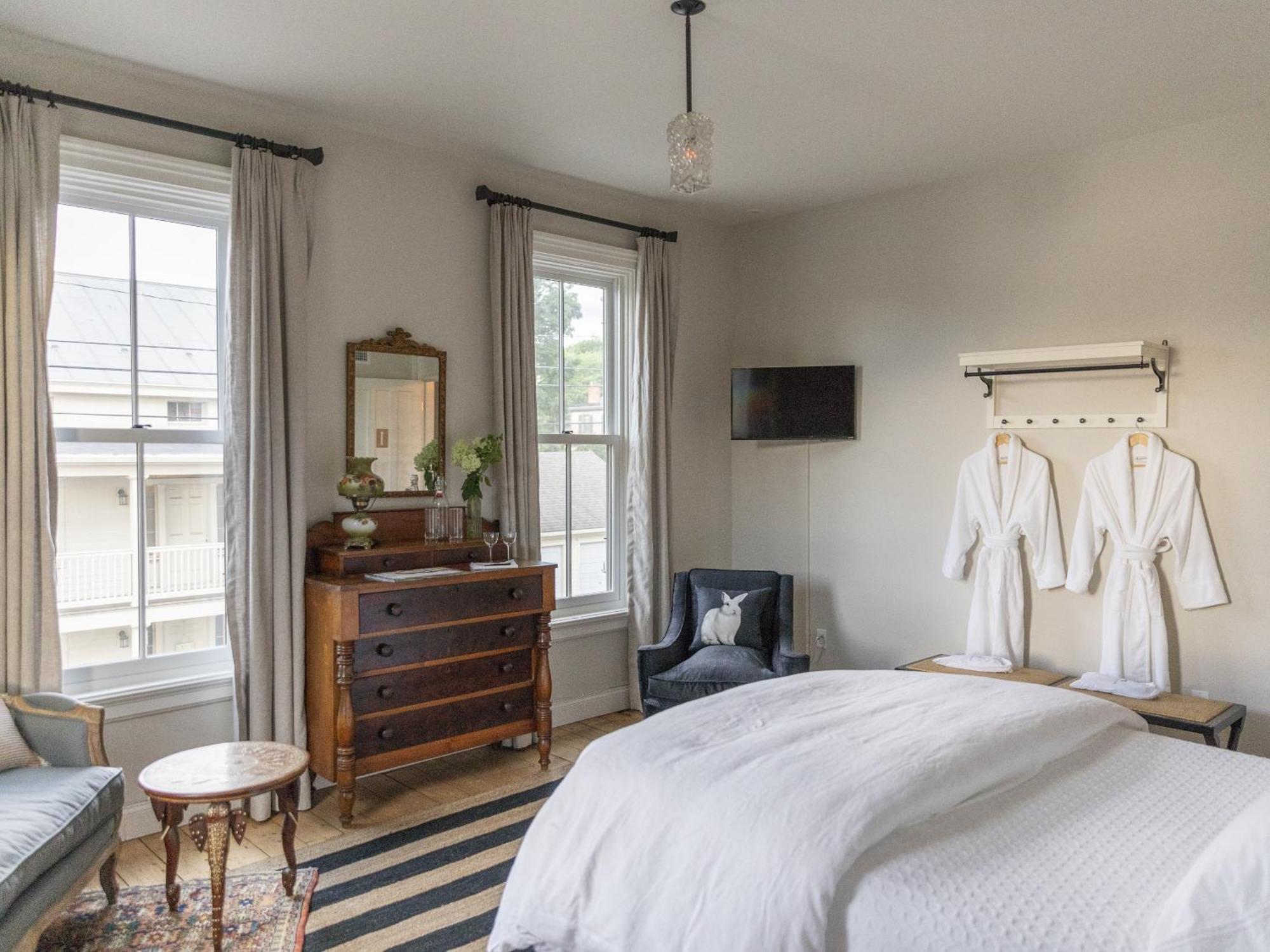 Stewart House Hotel Athens Room photo